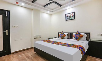 Fabhotel Blue Moon Home Stay