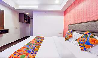Fabhotel Blue Moon I