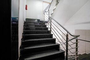 Fabhotel Lotus I