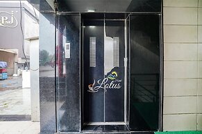 Fabhotel Lotus I