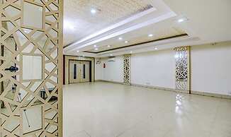 Fabhotel Silver Inn I