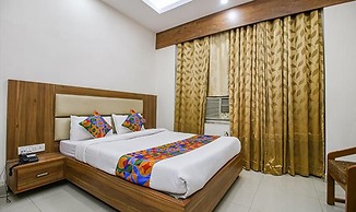 Fabhotel Silver Inn I