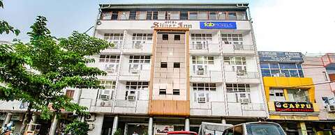 Fabhotel Silver Inn I