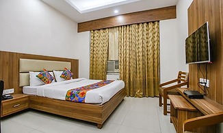 Fabhotel Silver Inn I