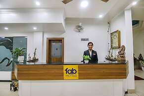 Fabhotel Silver Inn I