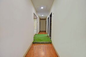 FabHotel Classic Square I