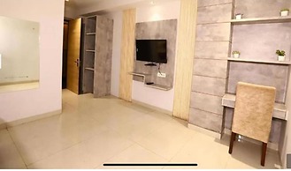 Fabhotel Prime Anchorage