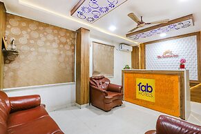 Fabhotel The Sunrise Inn