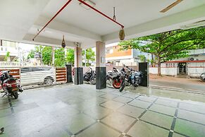 Fabhotel The Sunrise Inn