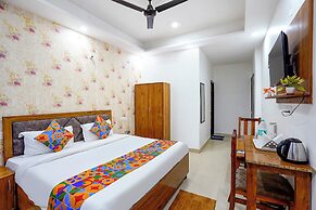 FabHotel Frolic Luxury Stay