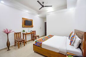 FabHotel Frolic Luxury Stay
