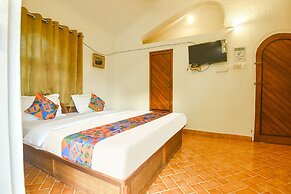Fabexpress Royal Baga Residency