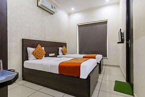 FabHotel Gazelle Inn