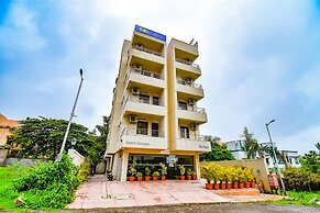 Fabhotel Mountain High Inn