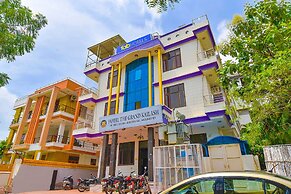 Fabhotel The Grand Kailash