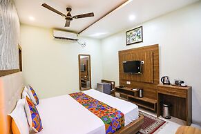 Fabhotel Prime Siddhant Palace