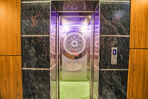 Fabhotel Prime Siddhant Palace