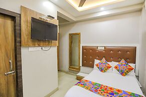 Fabhotel Prime Siddhant Palace