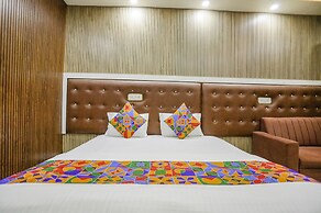 Fabhotel Prime Siddhant Palace