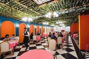 Fabhotel Prime Cloud 9