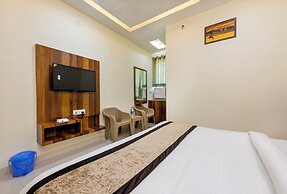 Hotel Ravi Residency