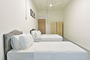 OYO Home 90830 S Homestay