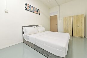 OYO Home 90830 S Homestay