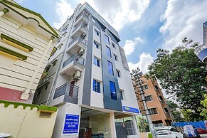 FabHotel Crystal Suites