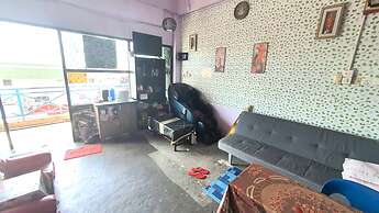 SPOT ON 90836 Penginapan Almera