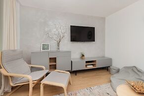 Gdynia Centrum Apartment by Renters