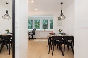 Gdynia Centrum Apartment by Renters