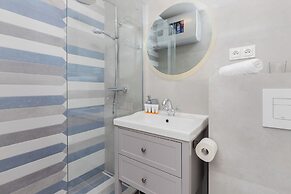 Gdynia Sea View Apartment by Renters