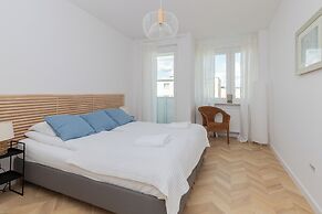 Gdynia Sea View Apartment by Renters