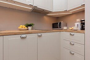 Cozy & Bright Studio Żupnicza by Renters