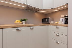 Cozy & Bright Studio Żupnicza by Renters