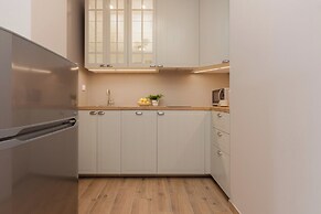 Cozy & Bright Studio Żupnicza by Renters