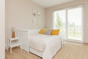 Cozy & Bright Studio Żupnicza by Renters