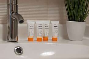 Cozy & Bright Studio Żupnicza by Renters