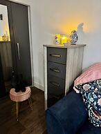 Stunning 1-bed Private Apartment in Norwich