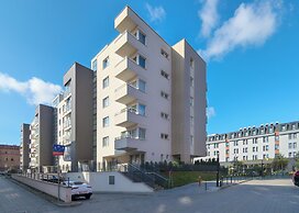 Sadova Apartment Gdańsk by Renters