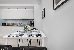 Sadova Apartment Gdańsk by Renters