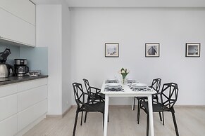 Sadova Apartment Gdańsk by Renters