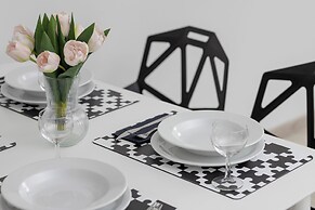 Sadova Apartment Gdańsk by Renters