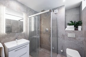 Four bedroom apartment in Prague