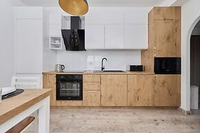 Spacious Apartment by Renters