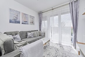 Spacious Apartment by Renters