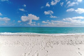 PRAIA Hotel Boutique Miami Beach