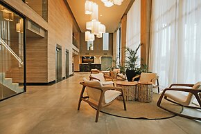 Howard Johnson Plaza La Ribera