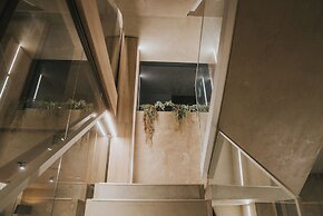 Howard Johnson Plaza La Ribera