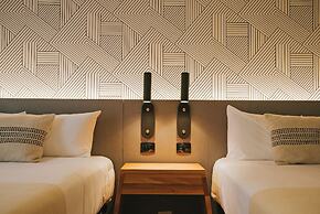 Howard Johnson Plaza La Ribera